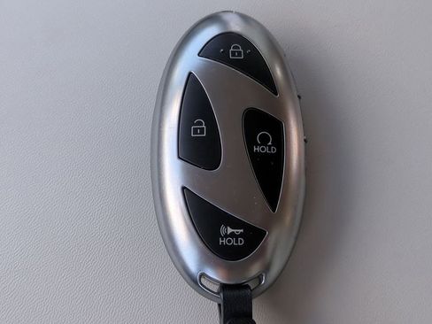 Used 2025 Hyundai Santa Fe Calligraphy image 32