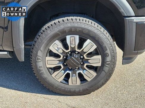Used 2025 GMC Sierra 3500 Denali w/ Denali Reserve Package AWD/4WD image 8