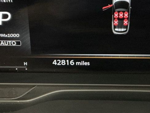 Used 2023 INFINITI QX60 Sensory image 35