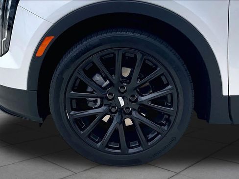 Used 2023 Cadillac XT4 Sport FWD image 10