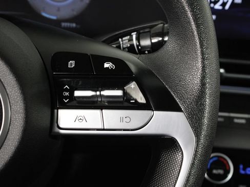 Certified 2024 Hyundai Elantra SEL FWD image 27
