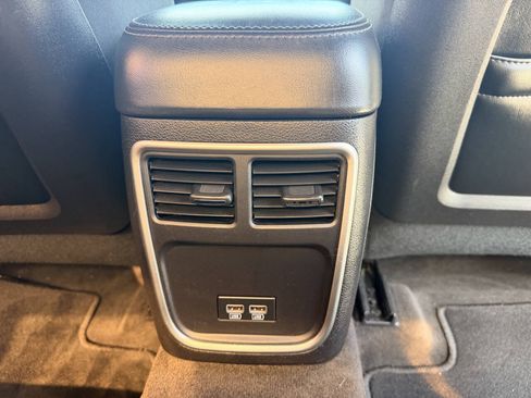 Used 2016 Dodge Charger SXT w/ Navigation & Travel Group RWD image 20