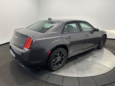 Used 2019 Chrysler 300 Touring w/ Sport Appearance Package AWD/4WD image 7