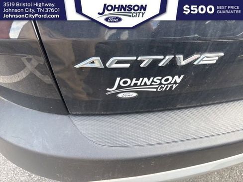 Used 2023 Ford Escape Active AWD/4WD image 14