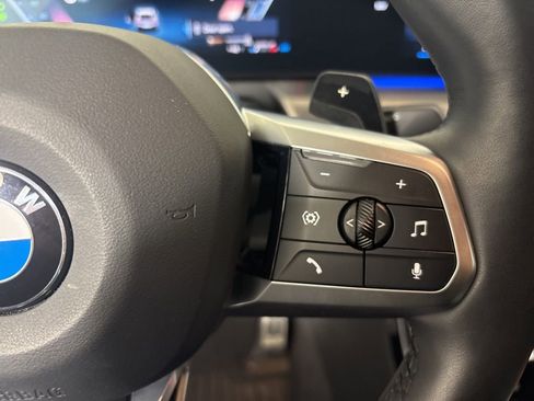 Certified 2025 BMW X2 xDrive28i w/ M Sport Package image 18