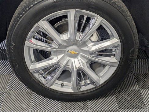 Certified 2022 Chevrolet Silverado 1500 High Country w/ High Country Premium Package image 10