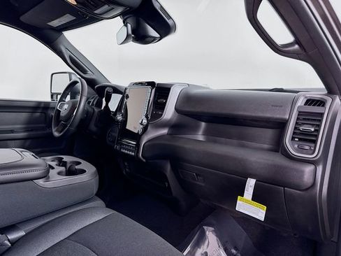 New 2026 RAM 2500 Tradesman AWD/4WD image 26