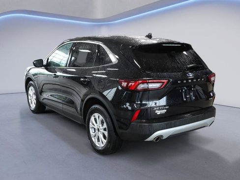 Used 2023 Ford Escape Active AWD/4WD image 5