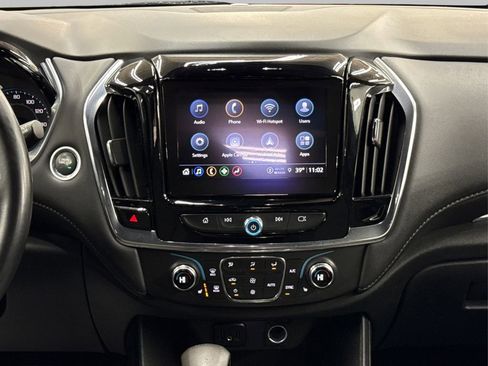 Used 2023 Chevrolet Traverse LT image 20
