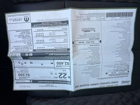 New 2025 Jeep Grand Cherokee Summit image 7