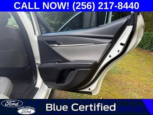 Used 2025 Toyota Camry SE FWD image 25