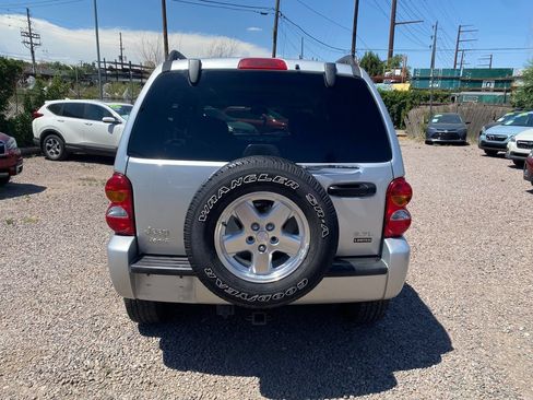 Used 2004 Jeep Liberty Limited w/ Trailer Tow Group AWD/4WD image 5
