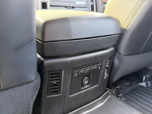 Used 2015 RAM 2500 Laramie w/ Black Appearance Group AWD/4WD image 20