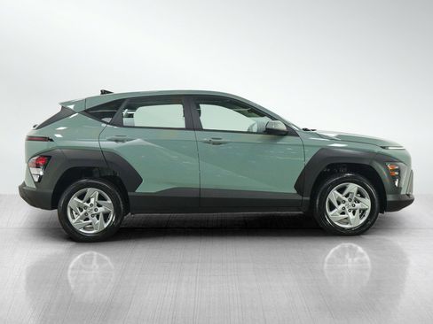 Used 2025 Hyundai Kona SE AWD/4WD image 6