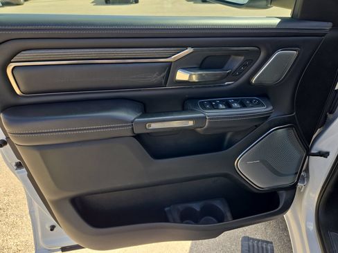 Used 2020 RAM 1500 Limited AWD/4WD image 11