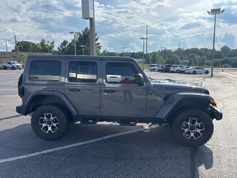 Used 2022 Jeep Wrangler Unlimited Rubicon w/ LED Lighting Group AWD/4WD image 2
