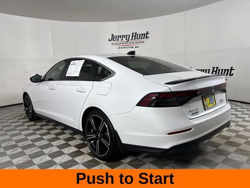 Used 2023 Honda Accord Sport image 7