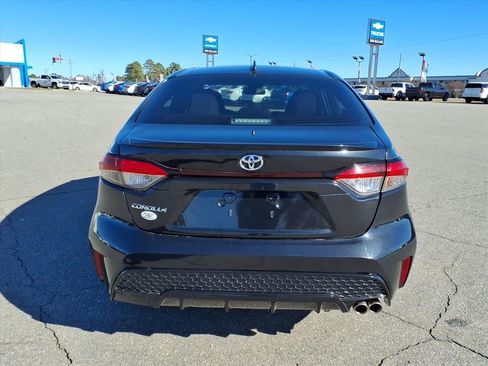 Used 2020 Toyota Corolla SE image 4