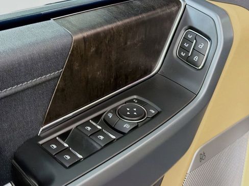 Used 2022 Ford F150 Lariat w/ Max Trailer Tow Package image 20