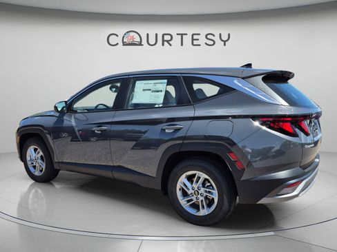 New 2026 Hyundai Tucson SE FWD image 3