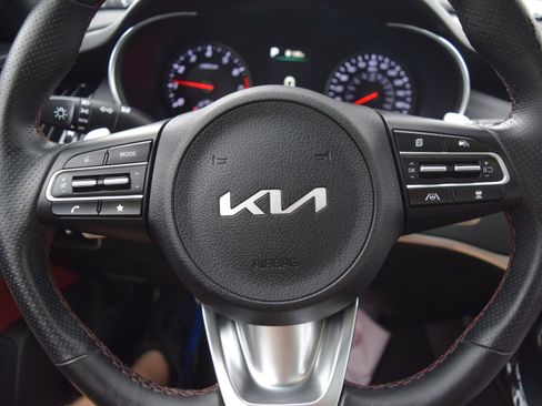 Used 2023 Kia Stinger GT-Line w/ Sun & Sound Package image 11