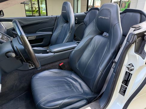 Used 2014 Aston Martin Vanquish Volante image 26