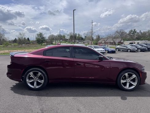 Used 2018 Dodge Charger GT w/ Blacktop Package image 5