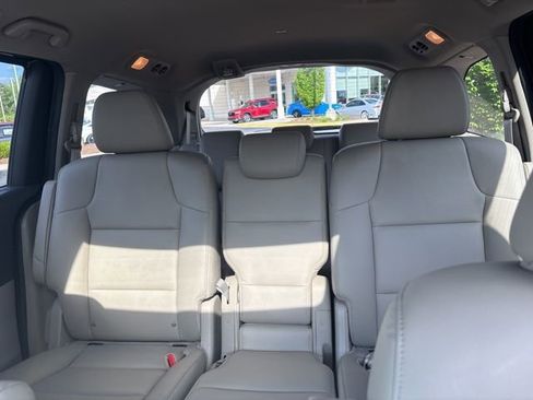 Used 2014 Honda Odyssey EX-L image 12