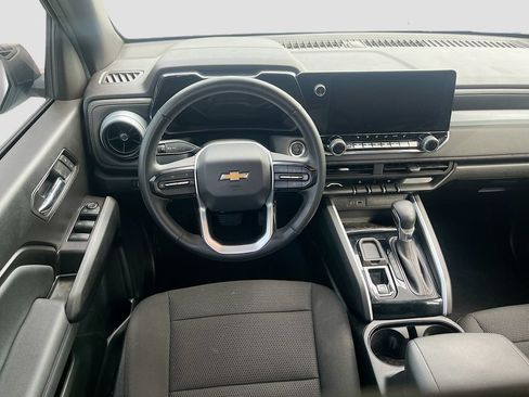 Used 2025 Chevrolet Colorado LT RWD image 23