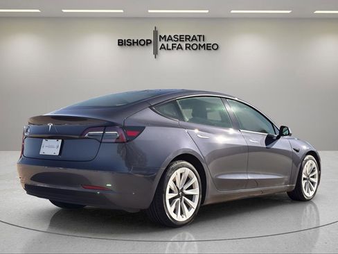 Used 2023 Tesla Model 3 Standard Range image 8