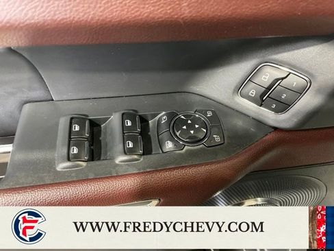 Used 2023 Ford Expedition Limited AWD/4WD image 14