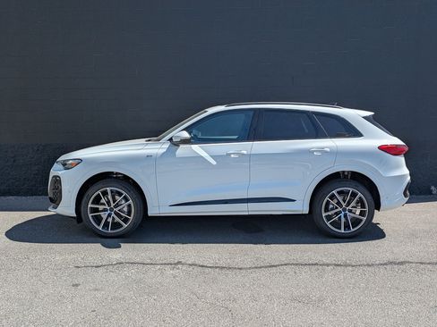 New 2026 Audi Q5 Prestige AWD/4WD image 8