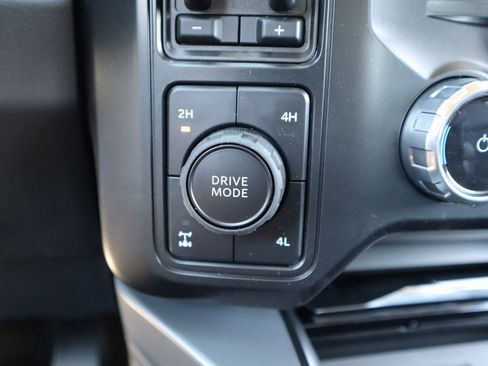 New 2026 Ford F350 Lariat w/ Black Appearance Package image 9