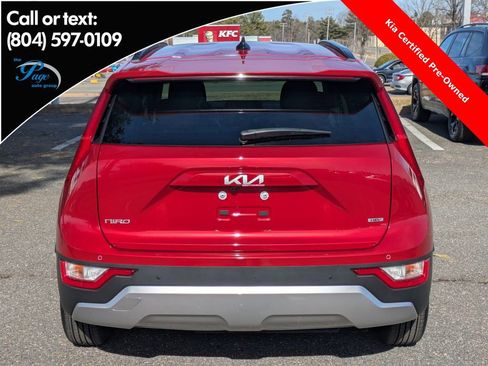 Used 2025 Kia Niro EX image 5