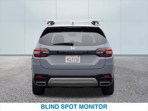 Used 2023 Honda Pilot Elite image 8