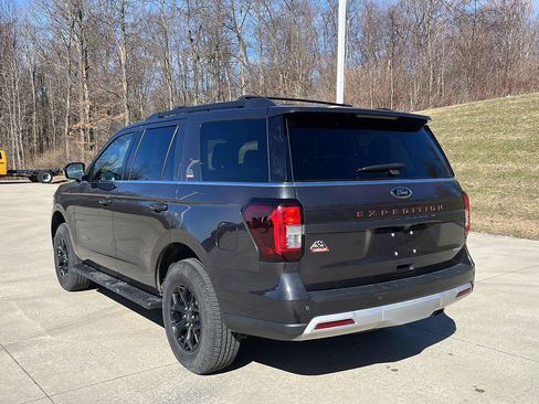 Used 2022 Ford Expedition Timberline AWD/4WD image 3