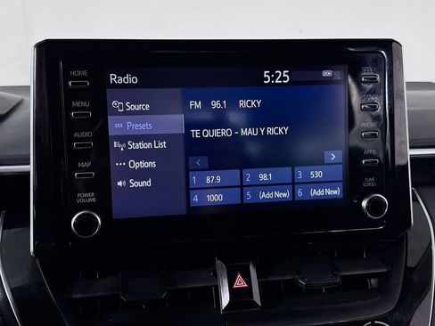 Used 2020 Toyota Corolla LE image 25