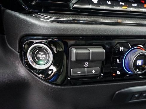 New 2026 Chevrolet Silverado 2500 ZR2 image 21