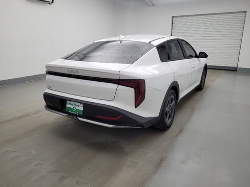 Used 2025 Kia K4 LXS image 9