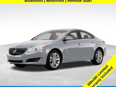 Used 2016 Buick Regal image 1