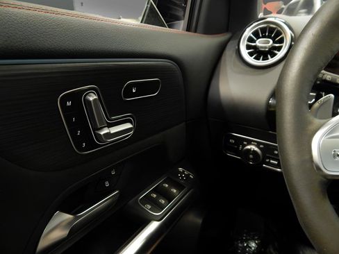 Used 2021 Mercedes-Benz GLA 45 AMG 4MATIC image 25