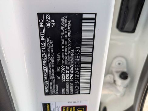 Used 2024 Mercedes-Benz GLE 450e 4MATIC image 24