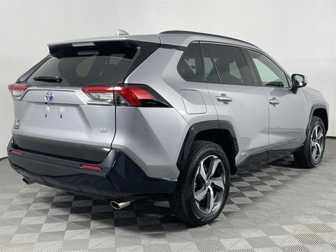 Certified 2024 Toyota RAV4 SE image 4