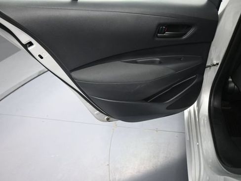 Used 2024 Toyota Corolla LE FWD image 18