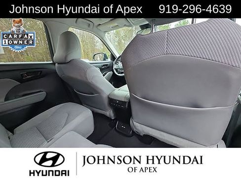 Used 2021 Toyota Highlander L image 27