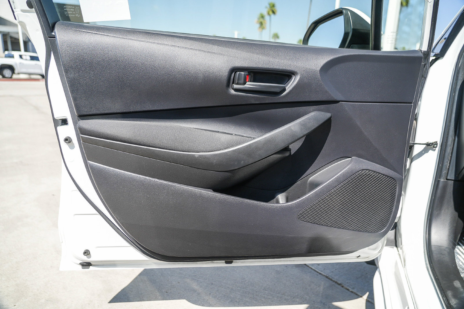 Used 2022 Toyota Corolla LE FWD image 20