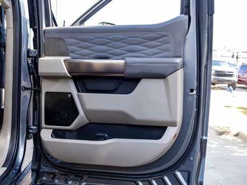 Used 2026 Ford F450 Platinum w/ Platinum Plus Package image 39