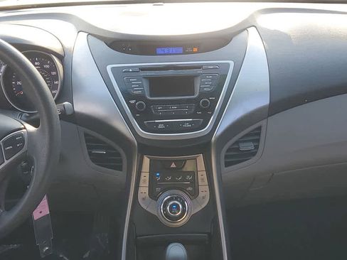Used 2013 Hyundai Elantra GLS w/ Preferred Pkg image 14