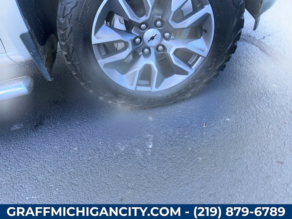 Used 2020 Chevrolet Silverado 1500 RST AWD/4WD image 12