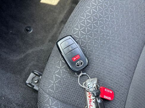 Used 2025 Toyota 4Runner SR5 RWD image 22